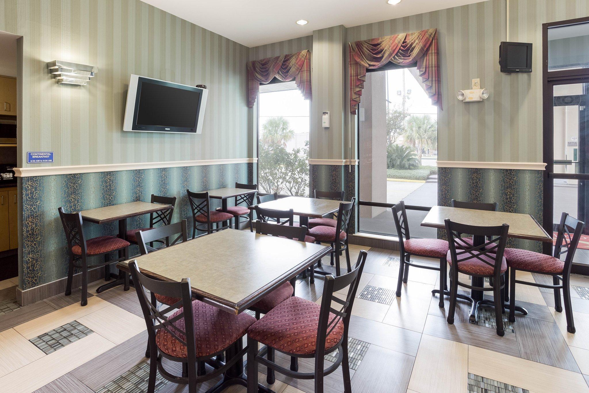 Rodeway Inn & Suites New Orleans Exterior photo